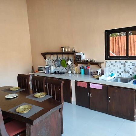 The Jade Garden - Your Home In Gili Air New House! Екстериор снимка